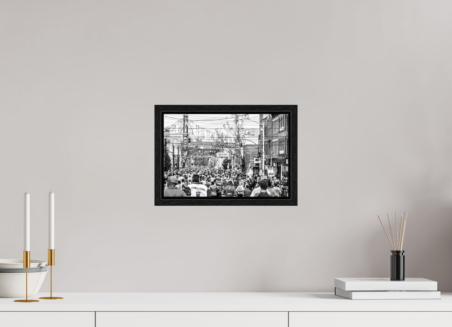 12 x 8″, Floater Frame The Pack — NYC Marathon