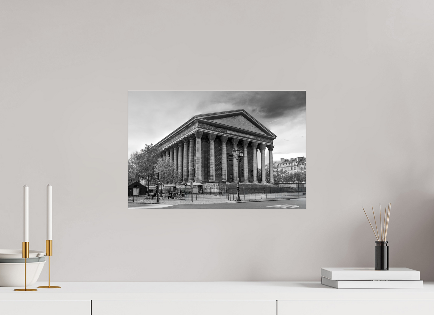18.1 x 12″, Photo Print Under Acrylic Glass Paris - La Madeleine in Monochrome