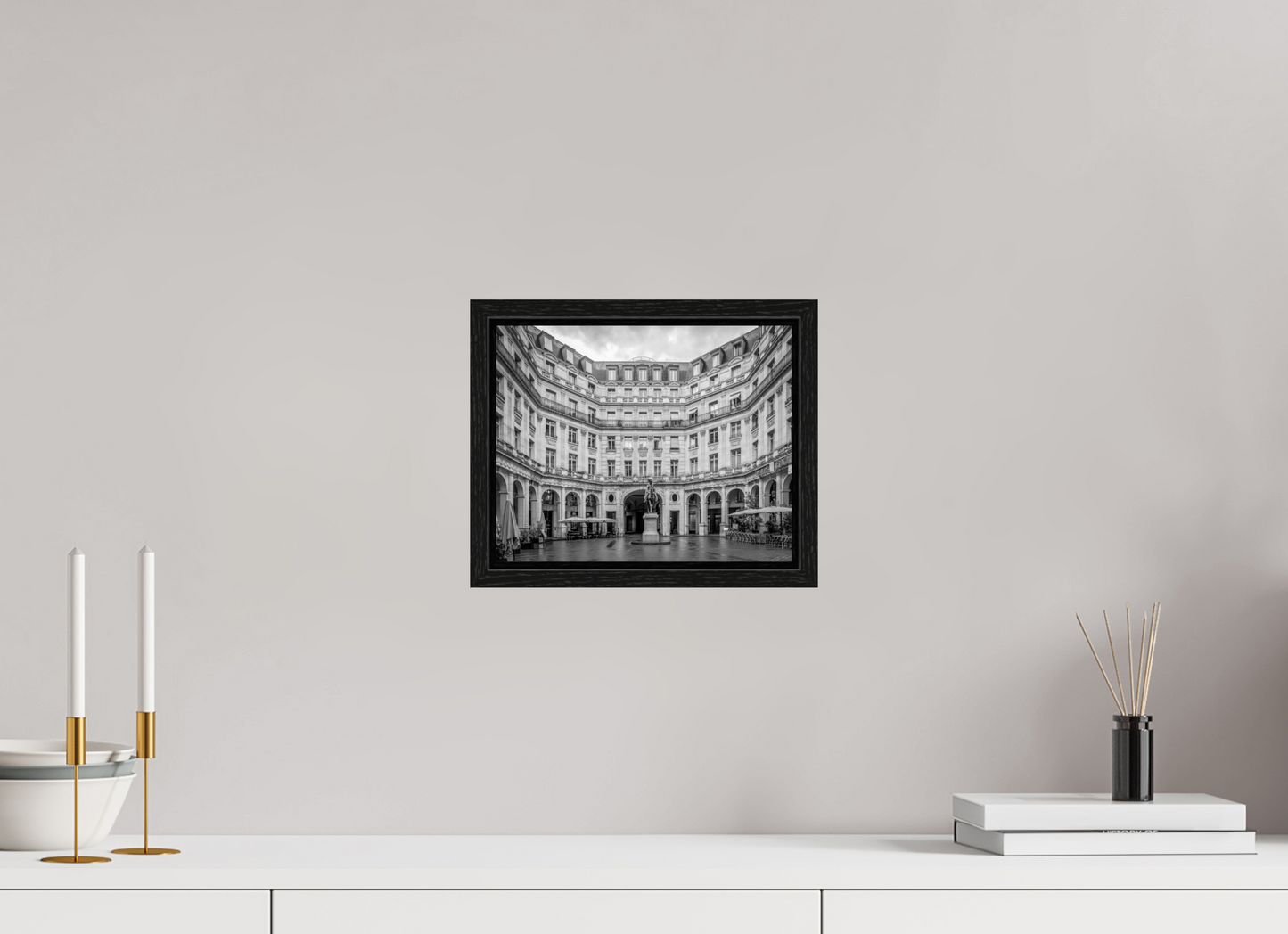 10 x 8″, Floater Frame Paris - Symetry
