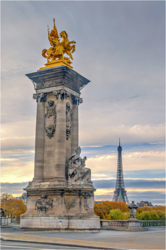Main image Paris - Pont Alexandre III at Dawn