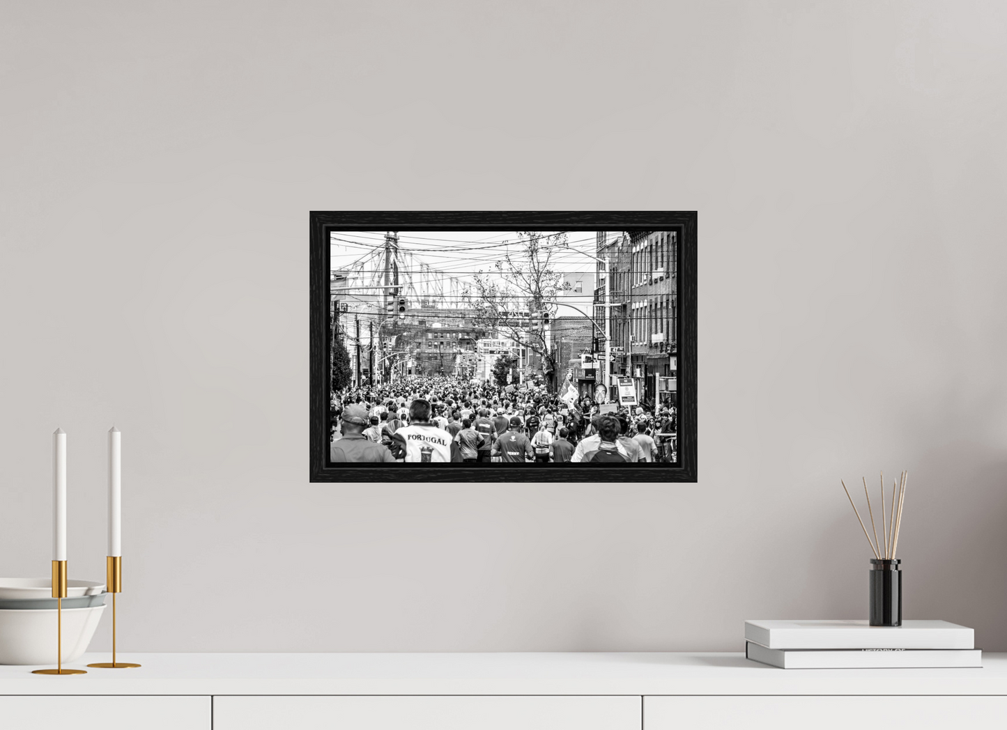 15 x 10″, Floater Frame The Pack — NYC Marathon